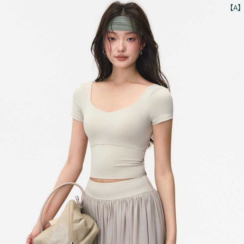 半袖 Tシャツ レディース スポーツウェア 夏 アウトドア ランニング トレーニング トップス 通気性 おしゃれ 軽量 スポーティー スタイリッシュ
