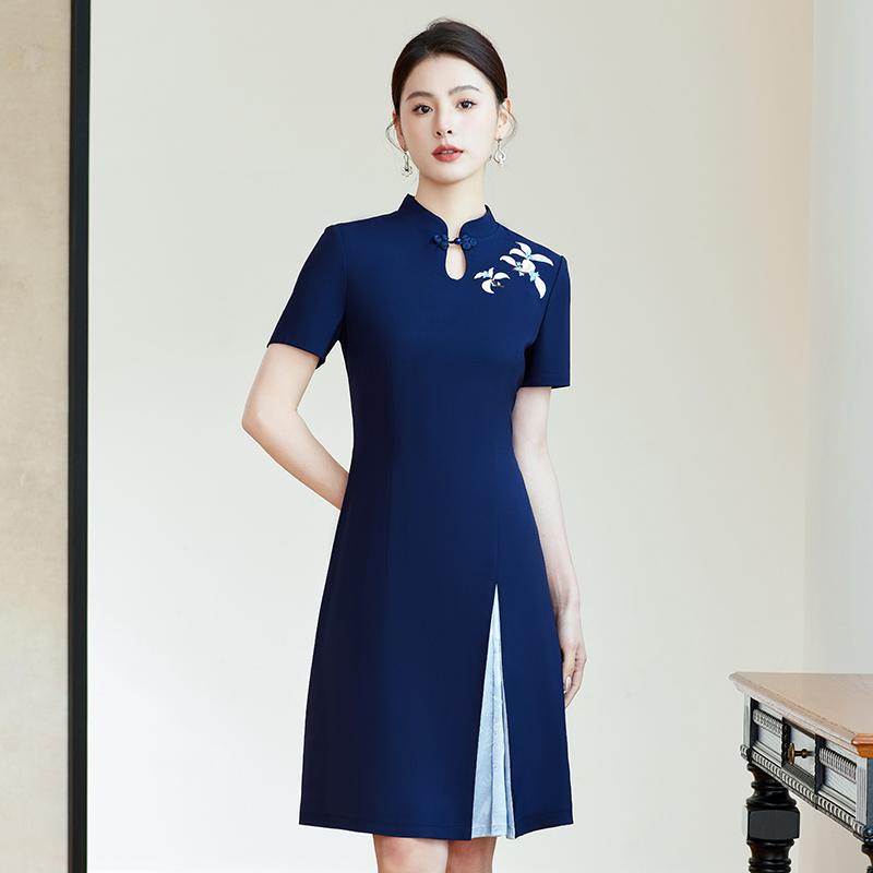制服 ユニフォーム ワンピース チャイナドレス 立て襟 刺繍 中国服 半袖 袖丈 スリムフィット 夏 レディース 受付 フロント サロン 接客 高級感 伝統的