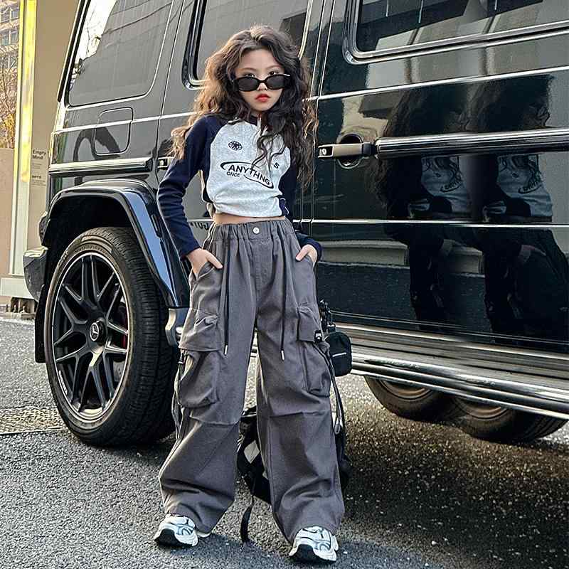 Tシャツ カーゴパンツ セットアップ 女の子 スーツ 春 な 子供用 ツーピース スーツ 子供 春秋 小学生 中学生 クール スタイリッシュ キュート おしゃれ カジュアル 通学 デイリー
