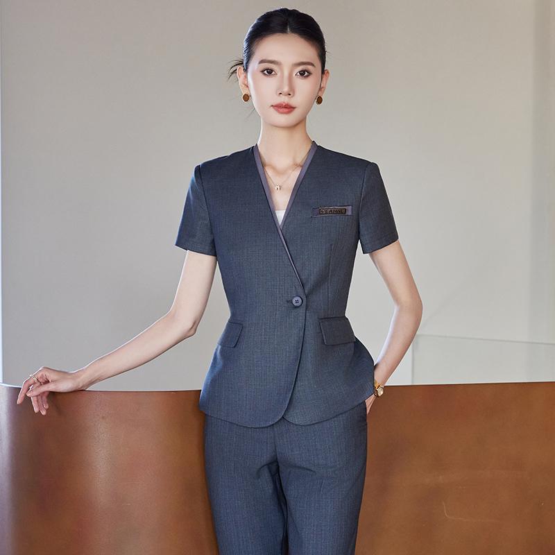 飛び切り感 半袖 背広 上衣 ズボン下 スコート 成人女性 夏 薄っぺら 泊まり 向こう正面 受け付け 御役目着 貴石店 商行為 窈窕たる