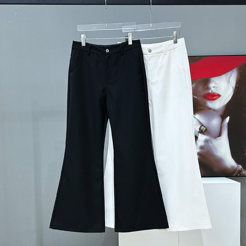 メンズ ファッション パンツ ズボン フレア ワイド レッグ 無地 シンプル ゆったり 通気性 快適 動きやすい ストリート スタイル カジュアル モダン クール リラックス