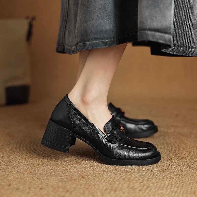 靴 パステル色の シープスキン 黒 黒いこと 赤銅色 格好のいい おでかけ 厚底 置き目毛革 窈窕たる 会う約束 歳月 シューズ 心地よい レディース 御上さん
