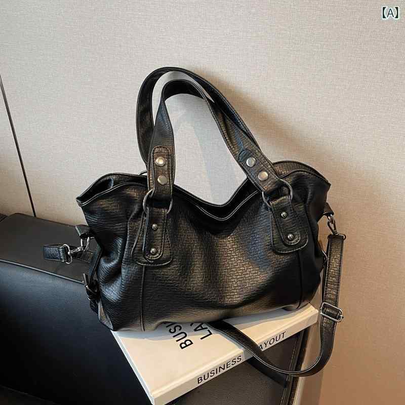 バッグ レディース ハンドバッグ ショルダーバッグ 斜め掛け 鞄 ヒョウ柄 大容量 PUレザー ソフト ピロー型 旅行 トラベル 普段使い デイリーユース おしゃれ 春夏