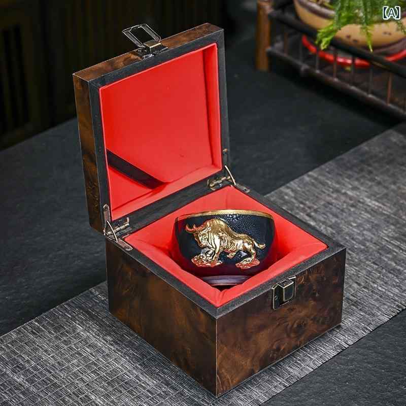 茶器 陶器製 職人手作り 金牛デザイン 純金加工 高級感 湯呑み 茶碗 一人用 和モダン 来客用 ビジネスギフト 贈答品 目上の方へのプレゼント お祝い|ラ・グラーヌ