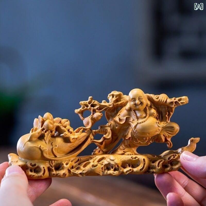 置物 弥勒仏 布袋様 柏木 木彫り 無垢材 笑顔 福袋 招福 開運 縁起物 書斎 デスク 車内 インテリア アジアンテイスト 工芸品 オブジェ