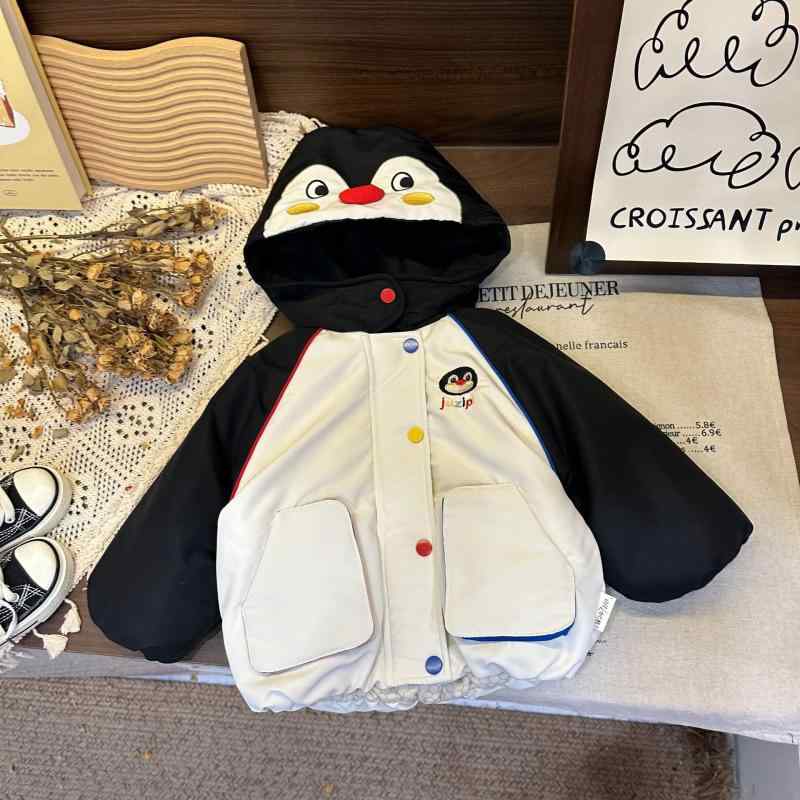 アウター キッズ 男の子 厚手 中綿コート ブラック 発熱 蜂の巣構造 フード付き ミドル丈 長袖 防寒 保温 暖かい ポリエステル素材 柔らかい ファスナー開閉 キャラクター柄 かわいい 普段使い 通園 通学 お出かけ 秋冬