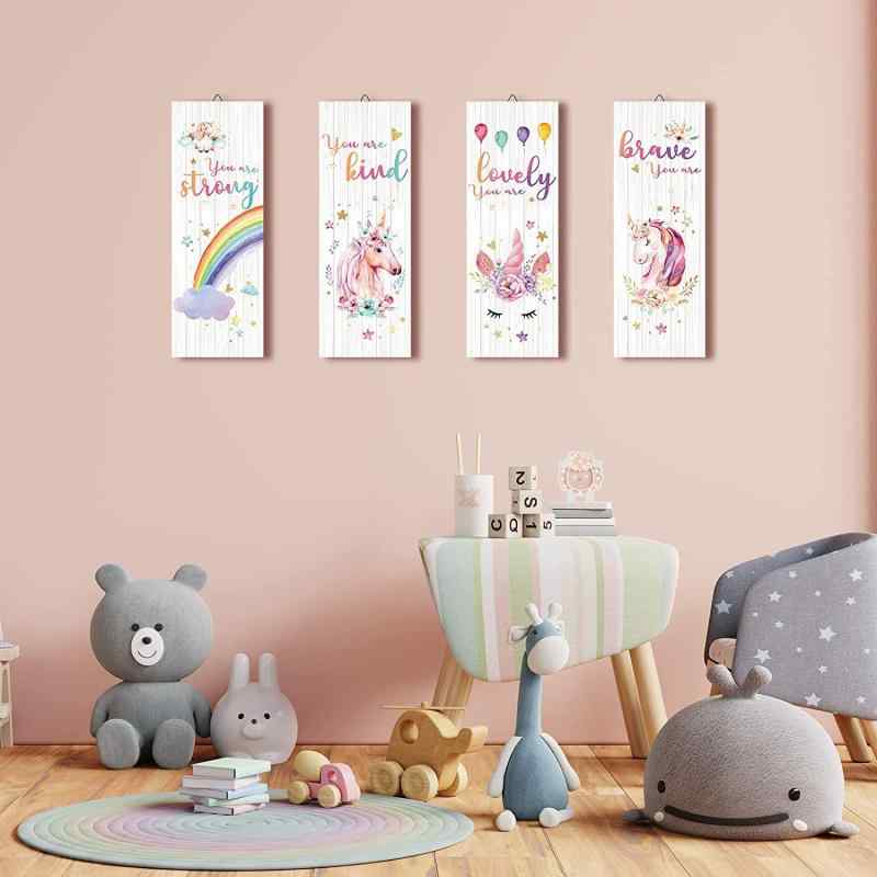 壁飾り キッズ 女の子 ユニコーン レインボー カラフル ポップ 木製 ウォールプレート 子供部屋 リビング 玄関 インスピレーションメッセージ 4枚セット