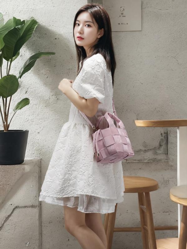 井戸釣瓶御徒面子 レディース 新中国風  ミニ 手提げ 肩かけ 曲がった掛け 手かご風 編み込み青写真 合切袋開閉 縦型 真四角 ホンブルグ帽 日常使い走り