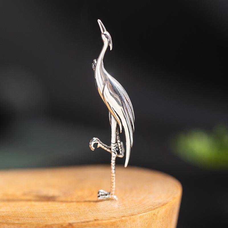 ブローチ レディース 925シルバー オリジナルデザイン 丹頂鶴 鳥モチーフ 和風 レトロ ファッションアクセサリー ピンブローチ 礼服用 フォーマル プレゼント 電気メッキ加工