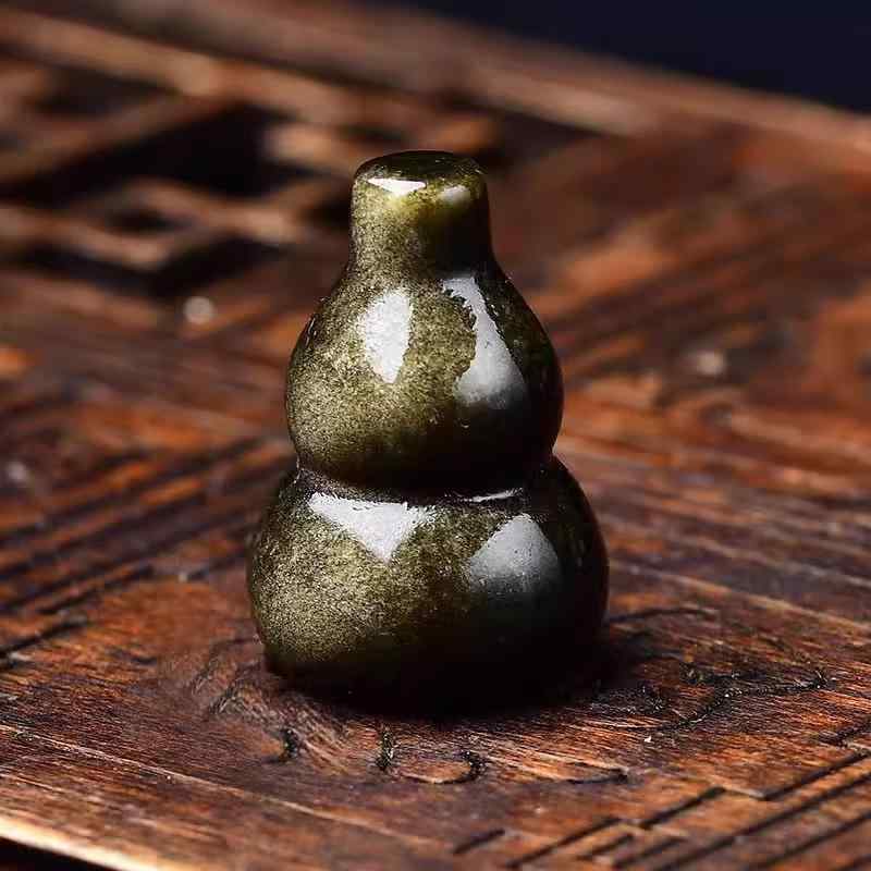置物 天然石 金曜石 黒曜石 瓢箪 開運 縁起物 風水 お守り クリスタル パワーストーン ペンダントトップ バッグチャーム カーチャーム ストラップ ユニセックス ブラック ゴールド