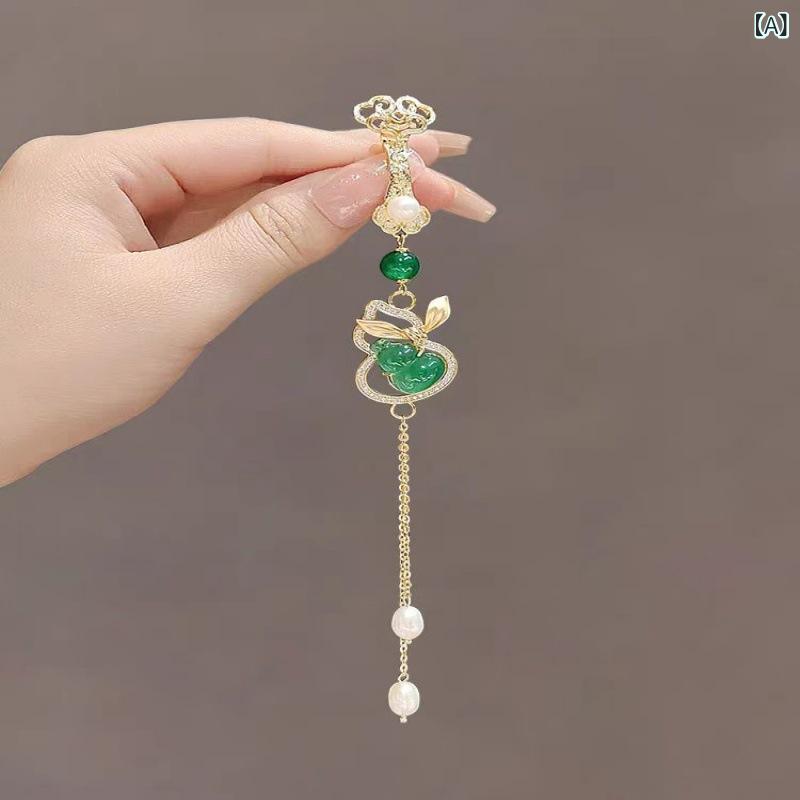 ブローチ レディース 中国風 玉ひょうたん タッセル 漢服 チャイナドレス アクセサリー 新中国風 和風 レトロ 縁起物 如意モチーフ 開運 幸運 銅製 電気メッキ加工 カジュアル フォーマル