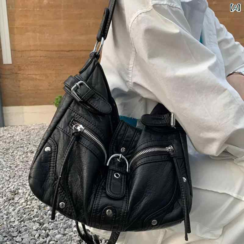 レディース 御徒面子 Y2K ウォッシュド産業 バイカーバッグ 大電気容量 欧米レトロ むすび付けるなめし革 横型真四角 ファスナー開閉 スタッズ付き添い人 ポリエステル裏地 中くらいもの柔らかさ スラッシュ衣嚢 中仕切りあり シングル肩部 日常使い走り 夏向け