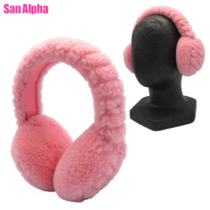 GUCCI GGロゴデザイン 耳あて ホワイト GUCCI（イヤーマフ）のフリマアイテム一覧