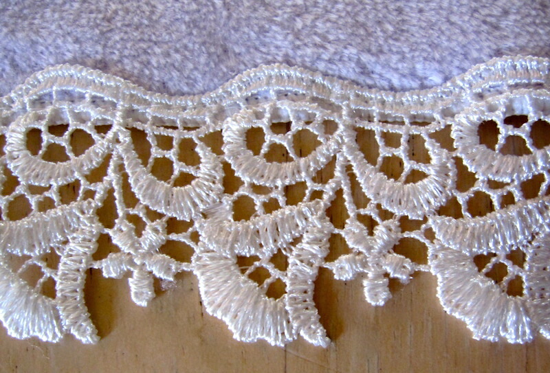 楽天市場 リリーミニタオルハンカチ 今治タオルを使用したふっくらした肌触りがたまらないプチギフト お礼ギフトに最適ギフトラッピングは無料です 表参道 ラ ヴェセル