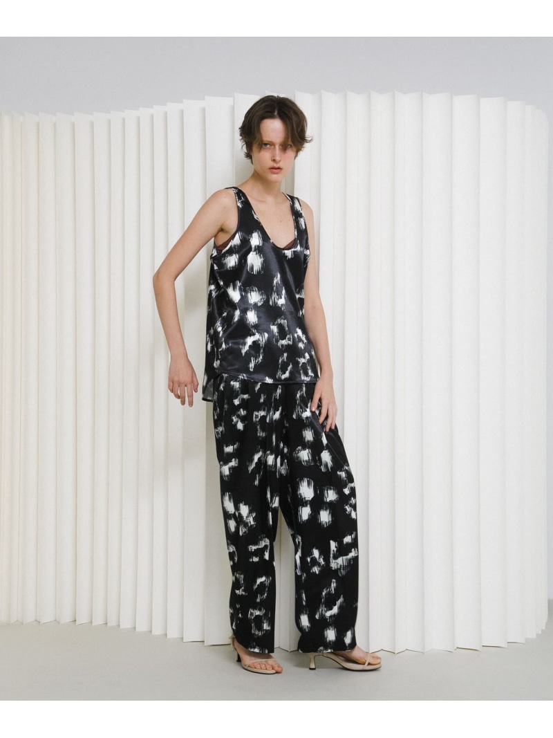 black flower pants LAATO ラート パンツ その他のパンツ ブラック【送料無料】[ Fashion]