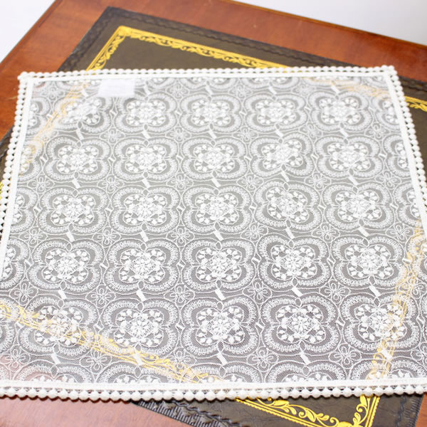 スワトウ 汕頭 刺繍　83×83 テーブルクロス　敷物 スワトウ 汕頭 刺繍83×83 テーブルクロス敷物