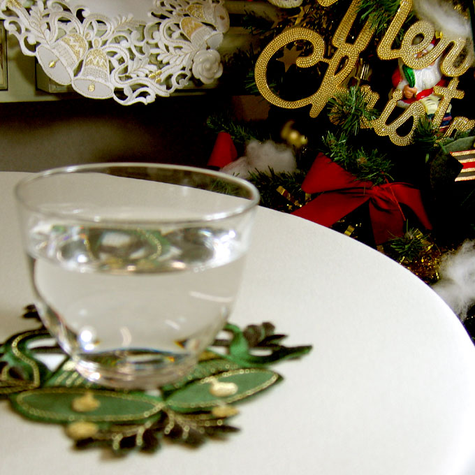 楽天市場】コースター 選べる4柄 約12cm クリスマス コード刺繍 赤ベル