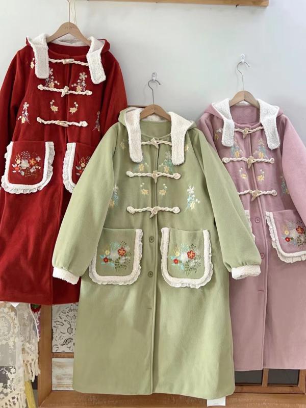 コート レディース 森ガール系 フード付き ウール ゆったり 刺・墸 レトロ ボタン留め ミドル丈 赤色系 ライトグリーン ピンク系 かわいい ガーリー|ラシャンスショップ