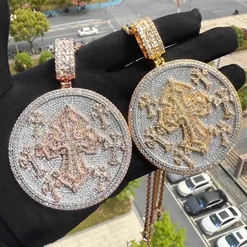 ネックレス メンズ 男性用 ペンダント チョーカー 麻花チェーン 60cm 銅合金製 ストリートファッション ヒップホップ ラッパー 流行 パンク 個性派 十字架 円盤 満点 ジルコニア ゴールドカラー シルバーカラー|ラシャンスショップ
