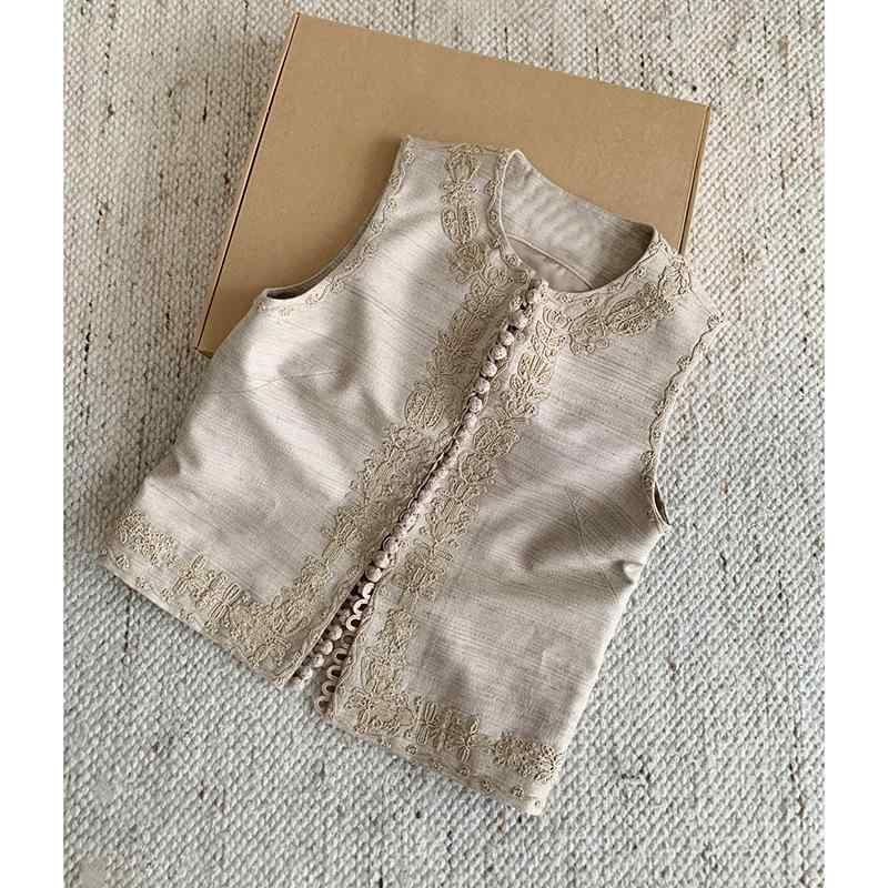 ベスト レディース ヴィンテージ風 刺繍 盤扣 ゆったり 袖なし ノースリーブ ショート丈 重工織物 おしゃれ 可愛い 春夏 痩せ見え 低身長向け カジュアル レトロ|ラシャンスショップ