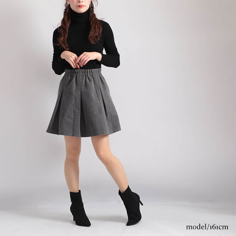 大きいサイズ レディース 3l 4l 5l 6l Ll ゆったり ウエストゴム グレー ショート丈 セクシー タックフレアミニスカート トレンド ハイウエスト フェルトボンディング素材 ブラック ヘルシー ミニスカ ミニスカート 体型カバー 流行 秋新作 肌見せ 裏地 韓国ファッション