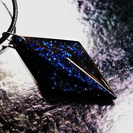 『BLUE PLANET DIAMOND』 ガラスアクセサリー ネックレス・ペンダント 立体造形タイプ