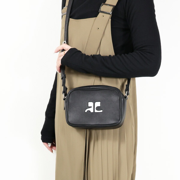 美品　courreges クレージュ　ショルダーバック　ポシェット　スウェード 送関込☆Courreges リードディション ボウリングバッグ