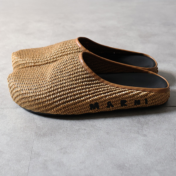 海外 MARNI マルニ SABOT RAFFIA SLIPPERS SBMR001901 P3860 ZN001