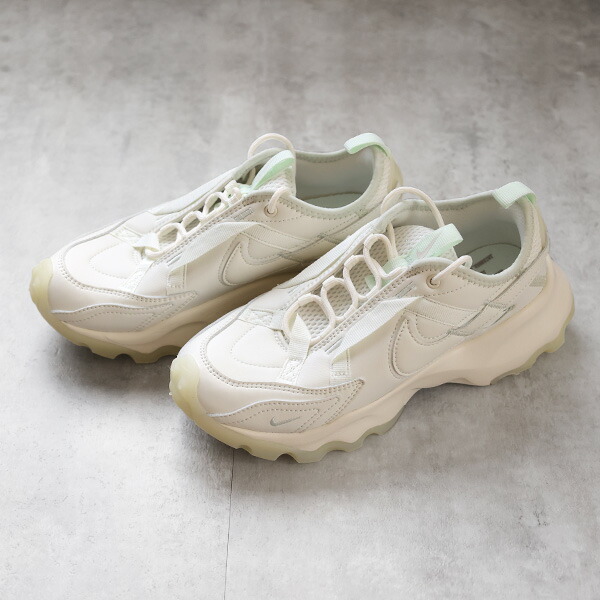 靴 W NIKE TC 7900 25cm Amazon.com | Nike Womens TC 7900 Trainers DD9682 Sneakers