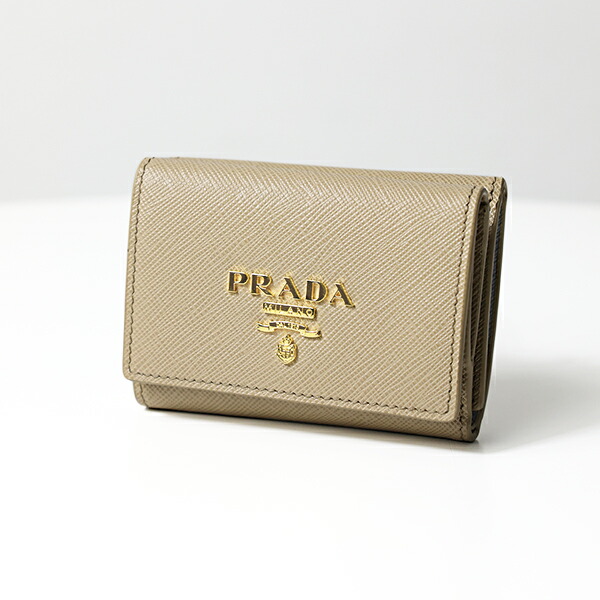 PRADA プラダ　三つ折り財布　サフィアーノレザー　ロゴ金具　ゴールド金具 新品⭐️PRADA プラダ サフィアーノ 三つ折り 財布 ブラック ゴールド金具