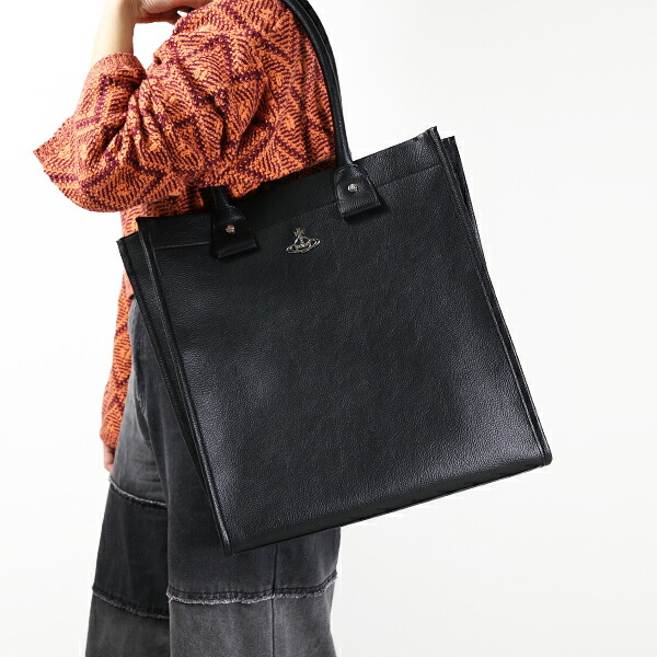 美品 ヴィヴィアンウエストウッド レザー オーブ ロゴ 金具 トートバッグ 美品】Vivienne Westwood トートバッグ オーブ レザー 総柄