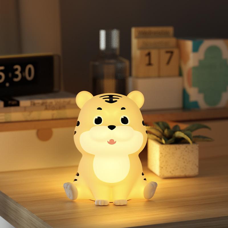 かわいい さまざまなスタイルから選べます ナイトライト 子供用 ベビー 虎モチーフ シリコン製 ベッドサイドランプ 授乳ライト 間接照明