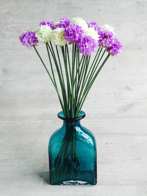 ファッション通販 ガラス芸術作家のブルーがキレイな花瓶です 花瓶 Www Solidarite Numerique Fr