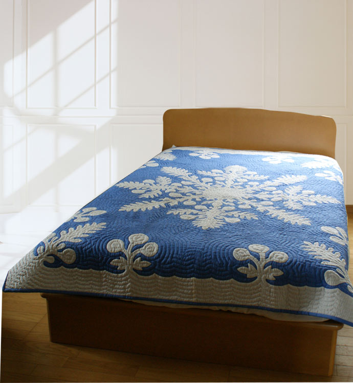ハワイアンキルト タペストリー 完成品 パイナップル 106cm×106cm 飾り ベッドカバー