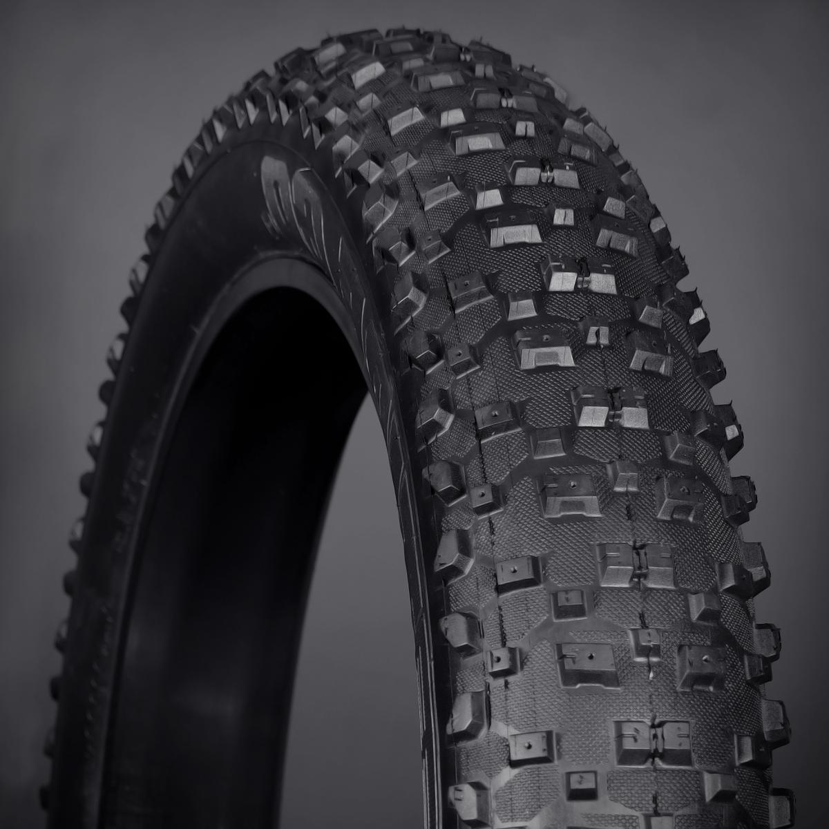 楽天市場】自転車 スパイクタイヤ VEE TIRE SNOWSHOE 240STUDS 26×4.8 KEVLAR スタッズ付 雪道 ファットバイク  26インチ ブロンクス レインボー : Lanai Makai