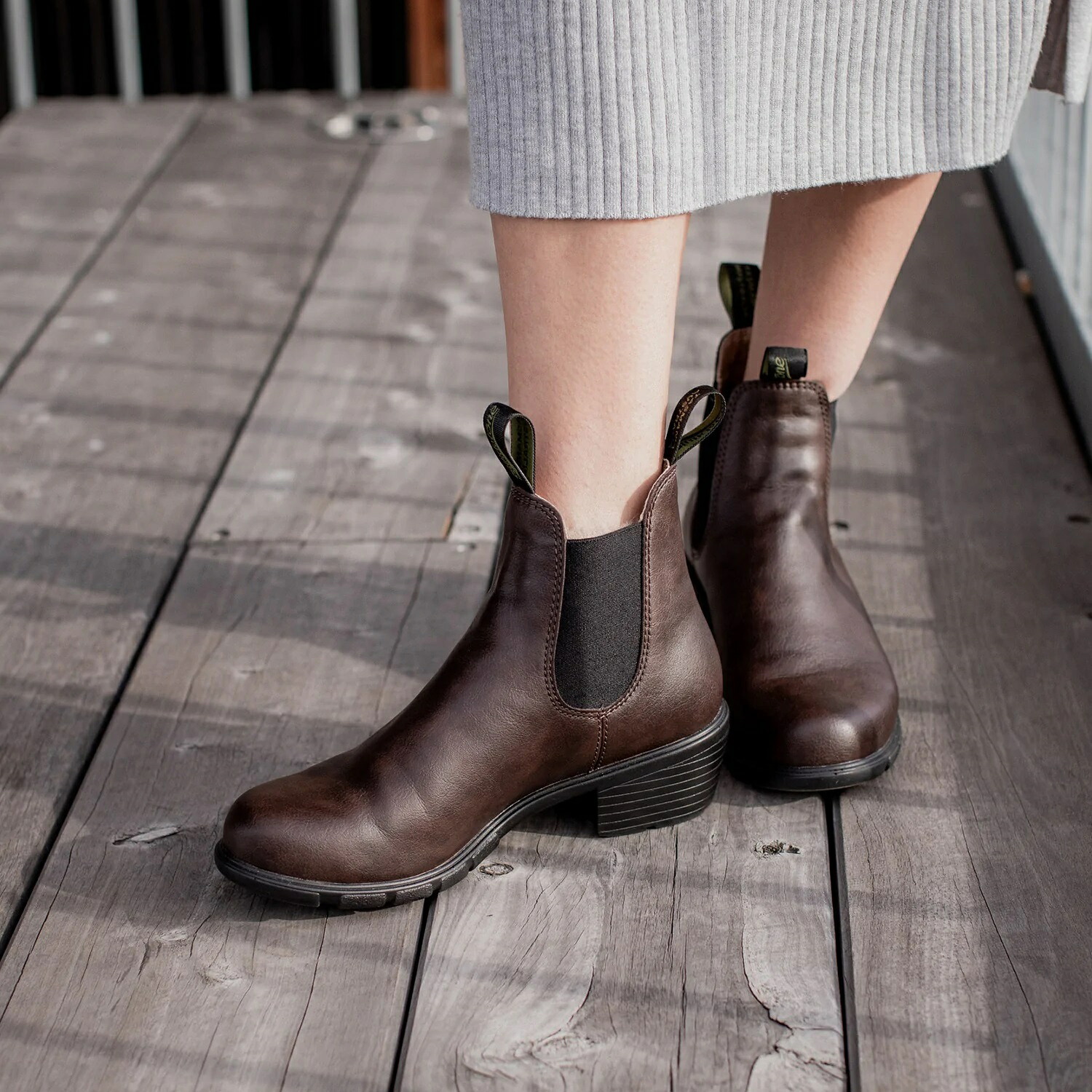 【レディース】 Blundstone（ブランドストーン） 2232 ブラウン 茶 WOMANS SERIES VEGAN ウーマン 高機能 サイドゴアブーツ メンズ ユニセックス 22.5～26.5 レザー 革 革靴 ゴム ゴム底 靴 シューズ ワークブーツ ブーツ 17,266円
