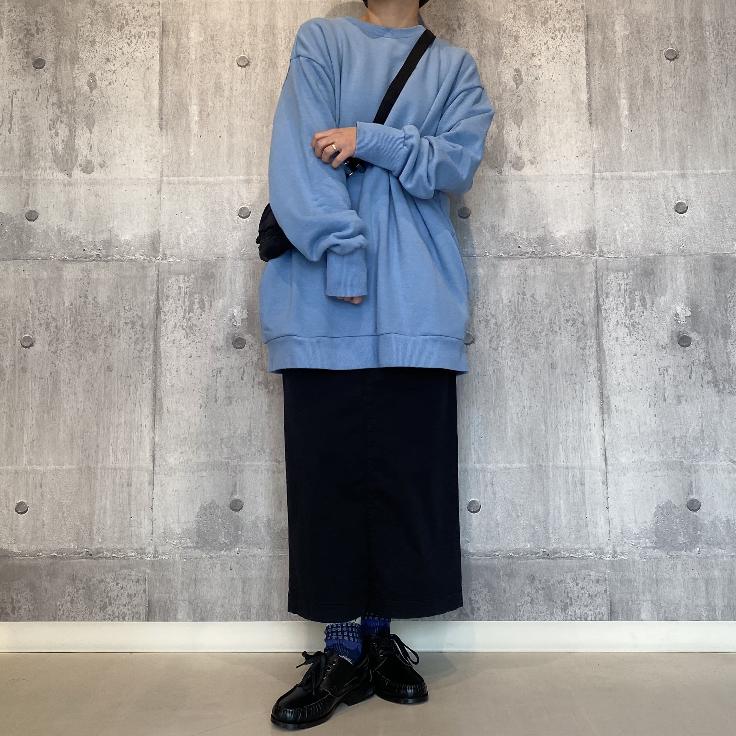【10%OFF】【toaru】衣嚢付き添い人裏毛 クルーネックスウェット 上衣 厚地の外套大きさ ゆったり 全3色