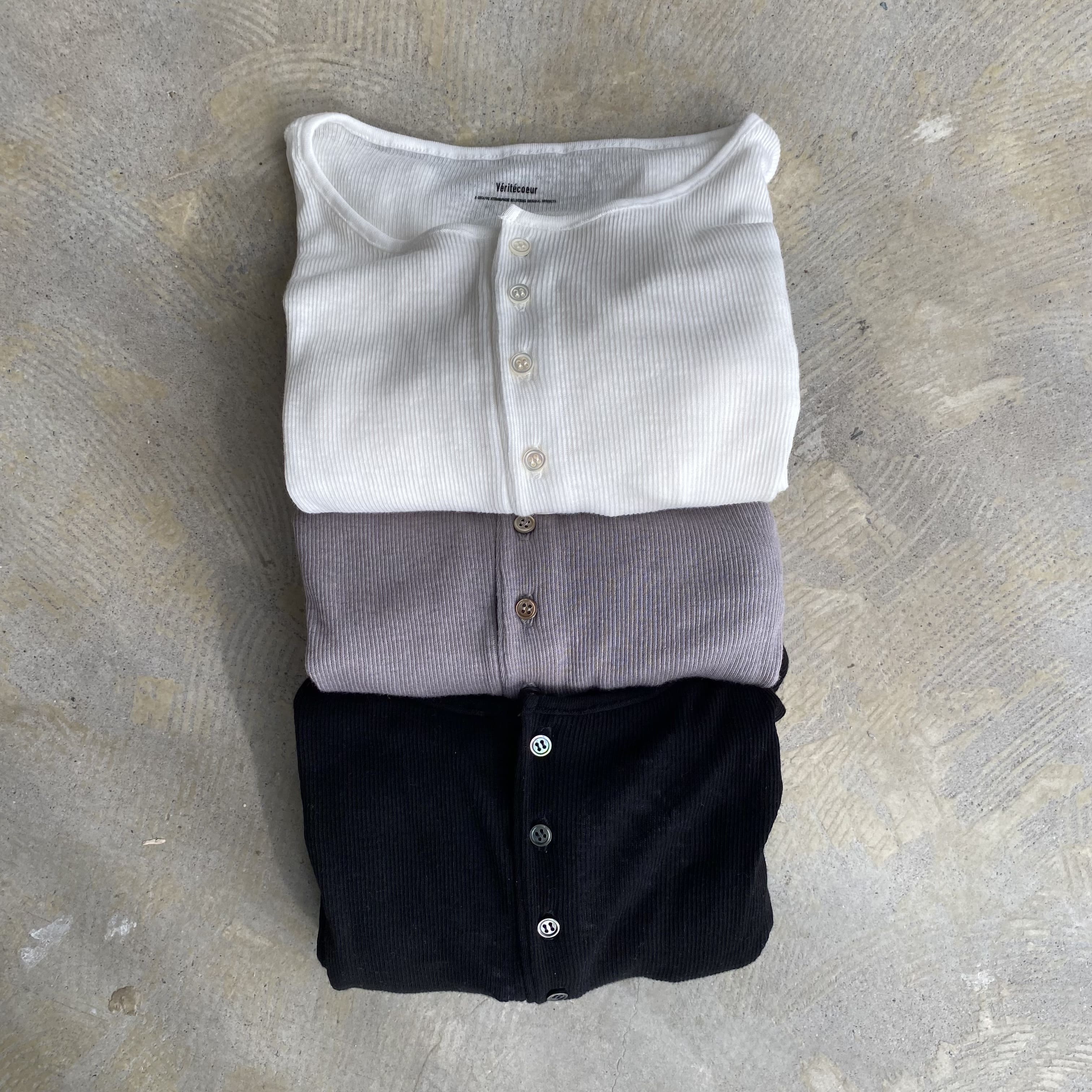 ヴェリテクール veritecoeur 半袖シャツ 楽天市場】【20%OFF】【Veritecoeur】ユニセックス ショート