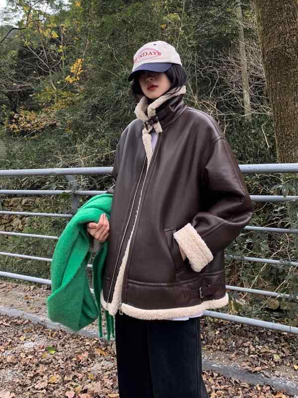 秋冬 なめし革上衣 獣の皮原則として ゆったり 朦々たる 照明ランプ色合い バイカースタイル アウター 生あたたかい 今めかしい 厚地の外套