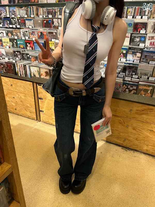 ローライズパンツ 今めかしい レディース ポッチー｜ 意気ごみ ズボン下｜この 夏は 置き目酉の方角 広広とした ズボン下が大 放射能 イケメン ファッショ ニ スタ