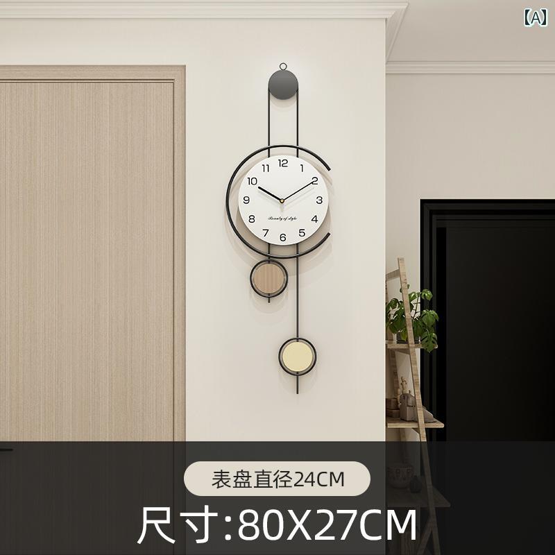 おしゃれ 壁掛け 時計 リビング ルームの 壁掛け 時計 クリーム スタイル モダン シンプル 装飾 フリー パンチ 2025