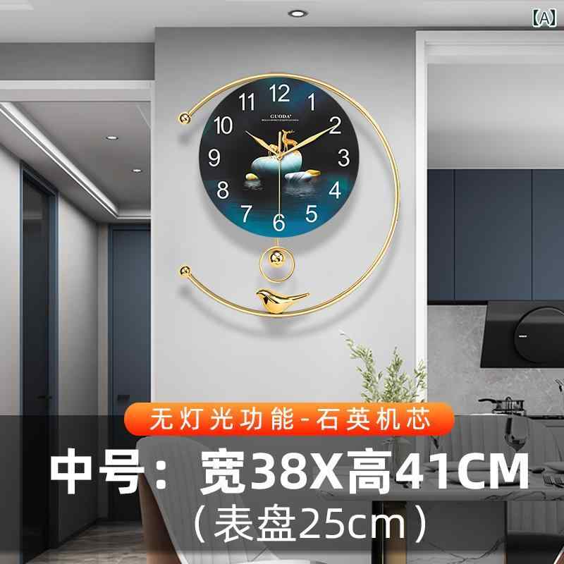 おしゃれ 壁掛け 時計 光る サイレント 壁掛け 時計 リビング ルーム ハイエンド ファッション 2025 ホームデコレーション パンチ フリー
