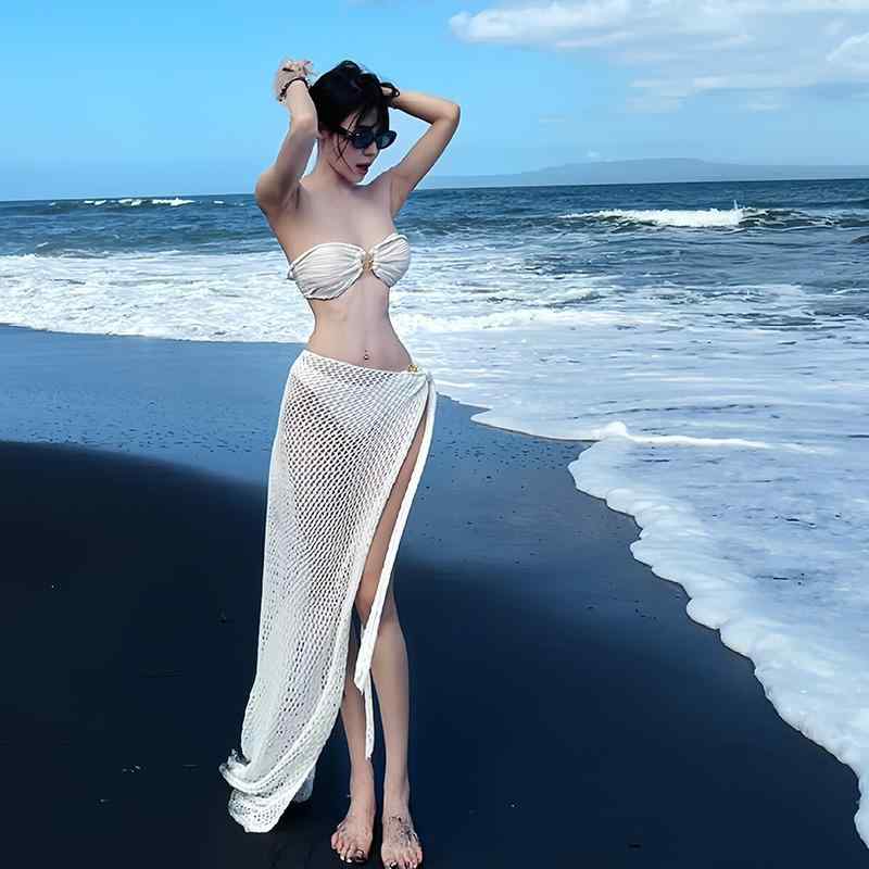 セクシー ビキニ 水着 2024冬 スリーピース 欲 風 セクシー 網 穴 ギャザー ガール ビキニ 三点 温泉 水着