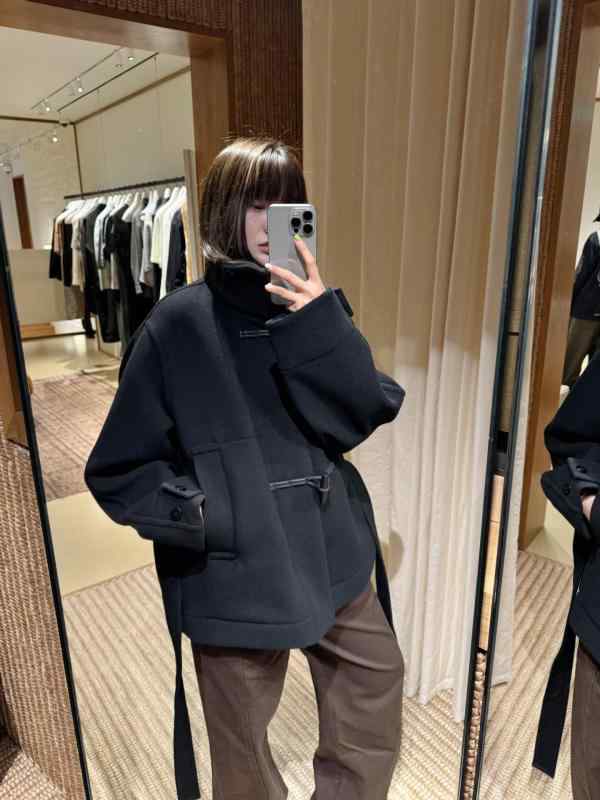 レディース 黒いこと 牛角名取り草 遊撃手丈 羊毛 厚地の外套 秋冬 飛び切り感 小っちゃい相応う ゆったり アウター 生あたたかい 今めかしい トップス