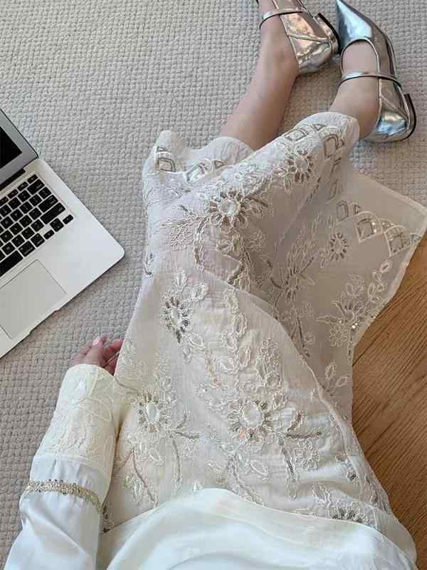 スカート レディース 刺繍 レース 中国 ミディ丈 ロング丈 フランススタイル エレガント 高級感 軽量 伸縮性 普段使い 通勤用 ブラック ピンク系 アイボリー 綿混 再生繊維