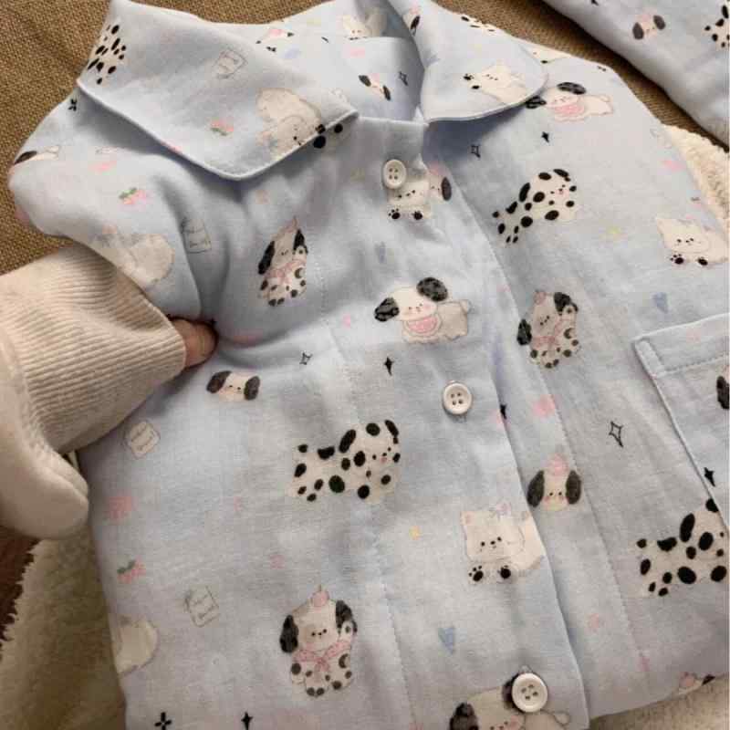 お座敷御召しもの 書き割り ジレー ロングズボン下 犬柄 二重ガーゼ原料品 ゆったり 大きめ 大きさ お座敷着 出で立つ用 好いたらしい 軽さ 綿織物混 春夏 秋冬 通年