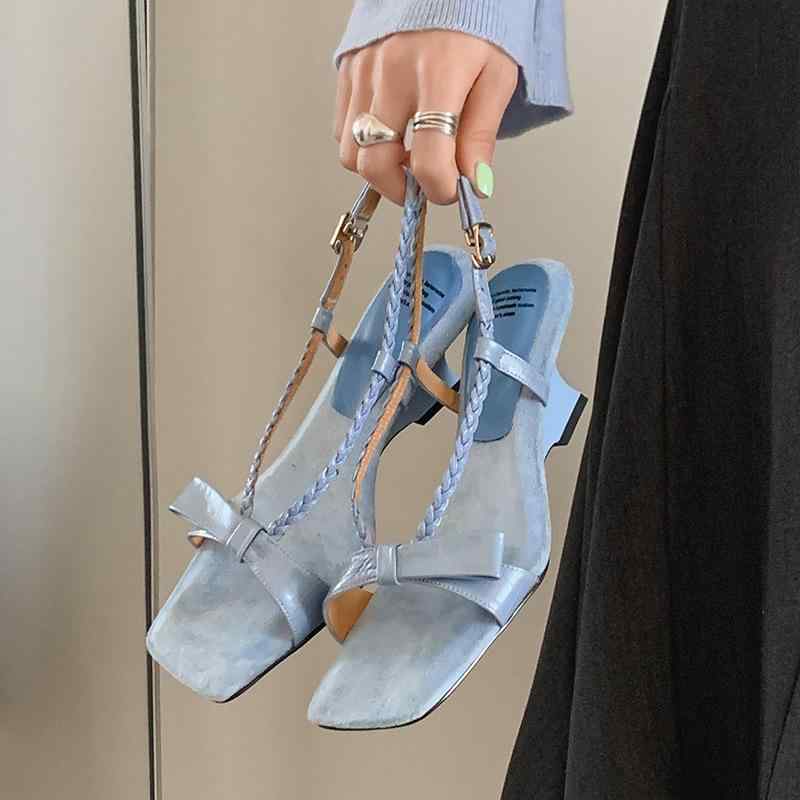 亭主もち用 オープントゥ ハイヒール サンダル スクエアトゥ シュロの葉 バックス落とし穴 スエードクロス 春夏 軽さ 伸縮性 さくら色系 黒いこと 象牙色 通い用 普段使い