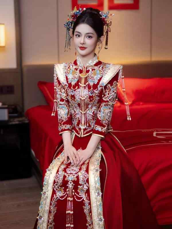 御芽出度 瀬戸ものお召しもの お上さん用 天鵝絨原料品 気が大きい大きさ 御前上等感 か細い影ぼうし 雅びやか 表現スタイル 御芽出度 礼服 言い慣わし 天鵞絨出どころ 填まる感 吸い付ける的