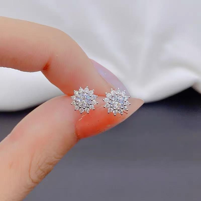 ピアス ユニセックス 太陽花モチーフ 925純銀 モサンストーン スタッド 金属アレルギー対応 シンプル 普段使い コーディネートしやすい 軽量 シルバーアクセサリー