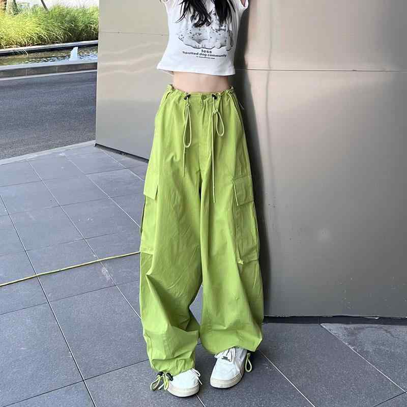 レディース カーゴパンツ グリーン 夏用 スポーツ ダンス セットアップ ビビッドカラー クール スタイリッシュ 軽量 伸縮性 吸湿速乾 通勤 普段使い アウトドア